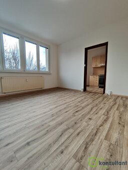 Pronájem bytu 2+1, 44 m² – Jaromíra Matuška, Ostrava – Dubin - 3