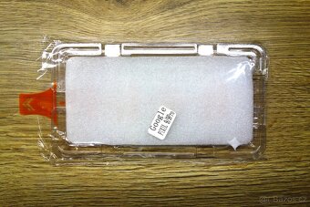 Ochranné sklo Google Pixel 9/9Pro - 3