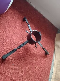 Stojan na vánoční stromek. - 3