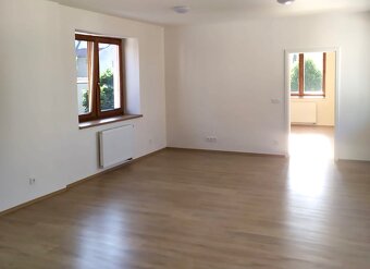 Pronájem bytu 2+kk Mor. Trebová - 3