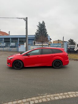 Ford Focus ST-Line Red&Black Edition - 3