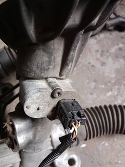 Hřeben řízení na ford focus II - 3