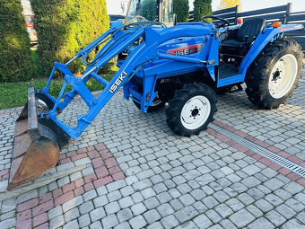 Iseki TA 267 4x4 - 3