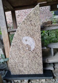 Kamenné plastiky a reliéfy - 3