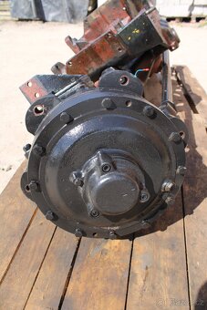 Zetor 12145 16145 přední náprava po kompletní opravě - 3