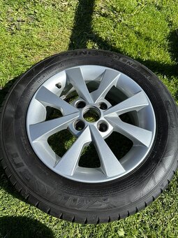 Prodám sadu kol Škoda Citigo 165/70 R14 – originální disky - 3