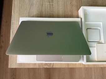 MacBook Pro 13" Retina CZ 2020 s Touch Barem - 3