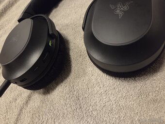Sluchátka Razer Barracuda X Chroma Black - 3