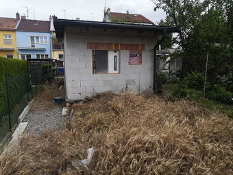 PRODEJ STAVBY RD S (4 BYTY) SE ZHRADOU. - 3