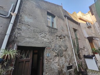 Sicílie, prodej RD 2+1, 65 m2, terasa, Monforte San Giorgio - 3