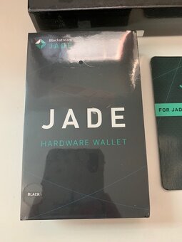 Prodám nové nerozbalené HW peněženky JADE - 3
