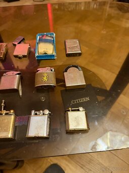 Sbírka po sběrateli 19x zapalovačů + obal na Zippo - 3