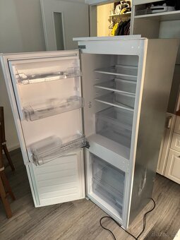 Vestavěná lednice s mrazákem IKEA Råkall z roku 2019 - 3