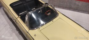 Lincoln Continental 1:18 Ricko - 3