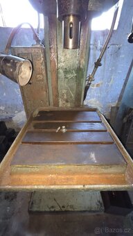 Strojní sloupová vrtačka Stanko 2H135 - 3