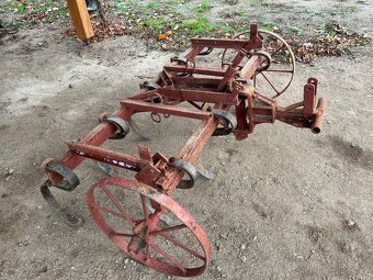 Nářadí za Zetor 25 - 3