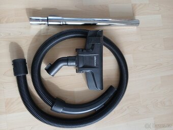 Prodám vysavač Concept VP 8072 (téměř nový, málo užívaný) - 3
