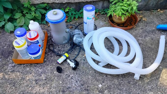 Bazén, schůdky, chemie. - 3