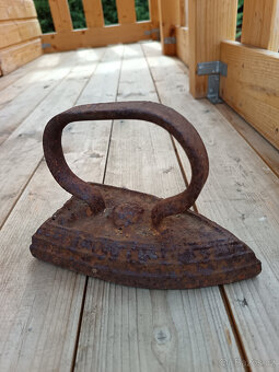 Prodám starožitné žehličky - 3