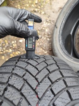 Zimní pneu 225/50/17 - 3