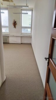 PRONÁJEM KANCELÁŘE - 3