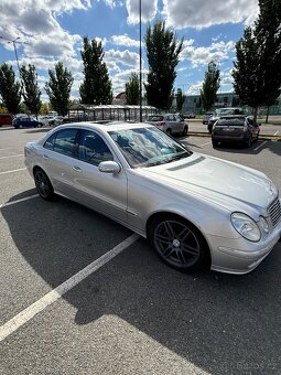 Mercedes-Benz E W211 3.2CDI AVANDGARDE - 3