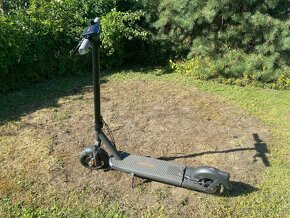 Elektrická odpružená koloběžka INMOTION L9 - 3