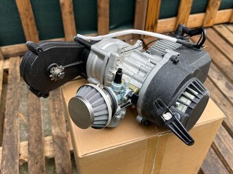 Motor 49ccm 2T s EL. Startérem - 3