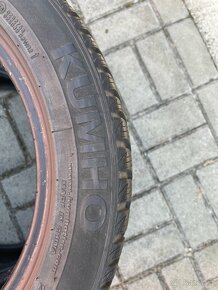 2xZimní pneu Kumho WinterCraft 205/50 R16 87H - 3