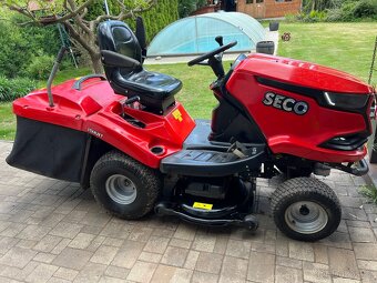 Zahradní traktůrek traktor ČR SECO P5 2 válec 23HP Vanguard - 3