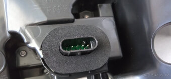 Zadní pravé světlo pro Tesla model 3 - 3