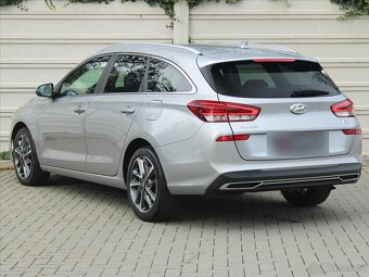 Hyundai i30 1,6 CRDi 100kW DCT Style ČR 1.maj CRDi MHEV 7DC - 3