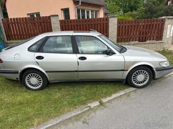 SAAB 900 - 3