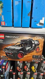 Lego 42146 - 3