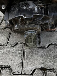 Motor - 3
