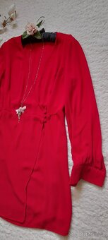 Bershka vínové zavinovací krátké šaty - 3