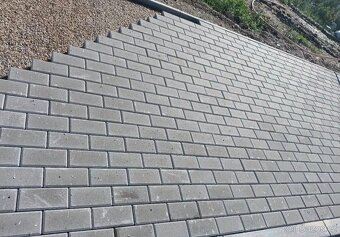 Zámkové dlažby a obrubníky - 3