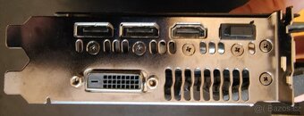 ASUS ROG STRIX GTX 1080 8GB - 3