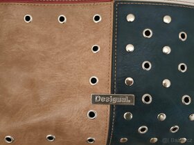 Kabelka Desigual - 3