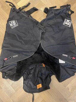 Zimní přikrývka na Piaggio Medley - 3