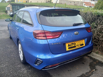 Kia Cee´d Combi 1,0 T-GDI MÁLO NAJETO, DPH - 3