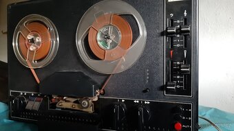 Magnetofon tesla B700... - 3