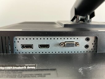 23" Samsung S23C650D - 3