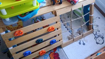 Týpí se skluzavkou - 3