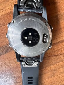 Prosám Garmin Fenix 5 Plus Sapphire Titanium - 3