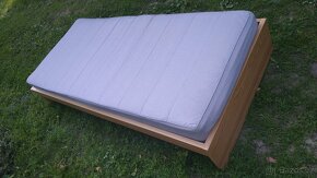 Jednolůžková postel s matrací - 3
