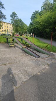 GARÁŽOVÉ STÁNÍ - ÚL.MOSKEVKSÁ-ELEKTŘINA V CENĚ-KAMERY-RAMPA - 3