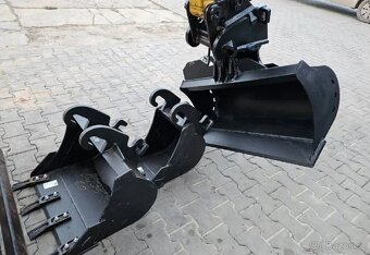 112,000Kč TOP mini rypadlo 2015 Caterpillar 301.7D - 3