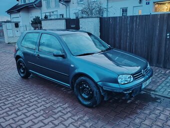 VW GOLF 4 1.4 MPI - 2.majitel,s STK,pojízdný po nehodě - 3