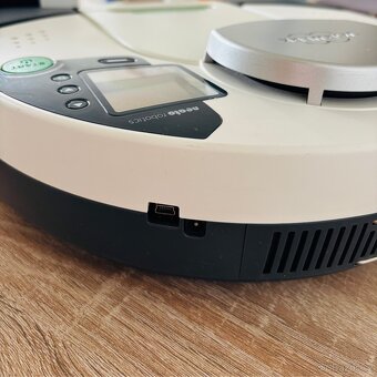 Robotický vysavač Vorwerk Kobold VR100 - 3